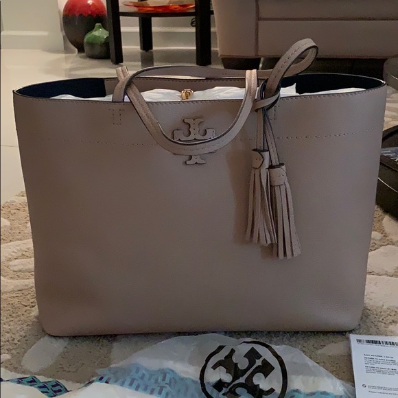 Tory Burch Handbags - Tory Burch Blush Pink Leather Tote with Tassel